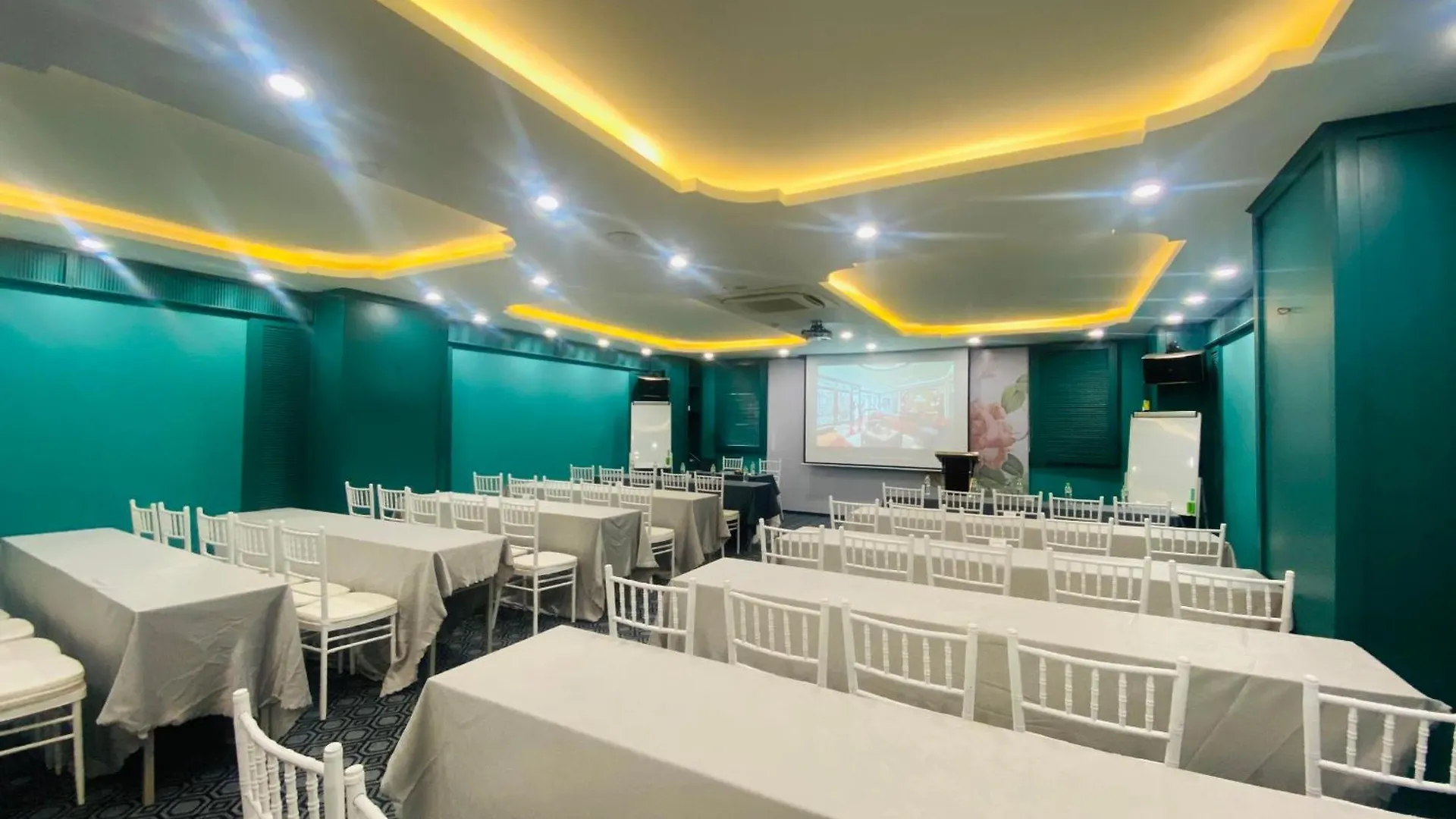 Nicecy Boutique Hotel ホーチミン市